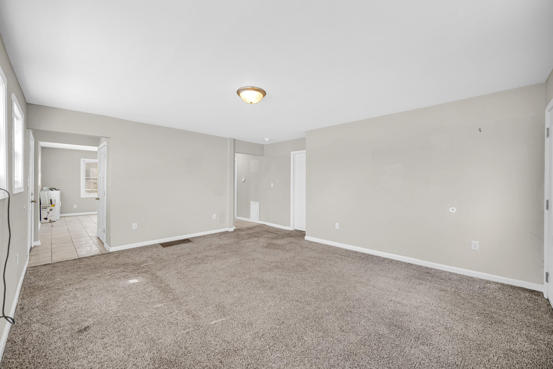 6415 W 146th Place