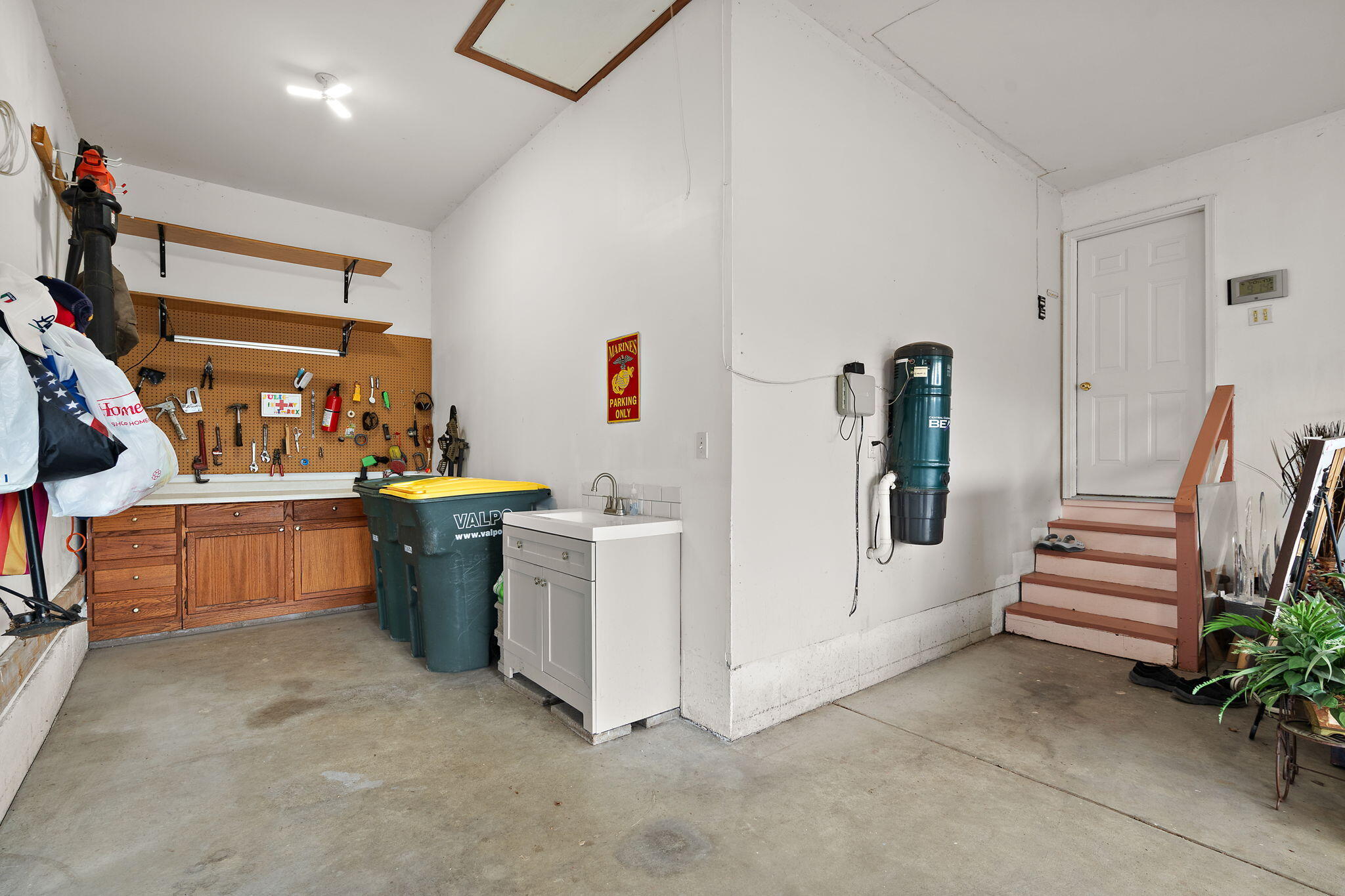 1552 Jade Boulevard