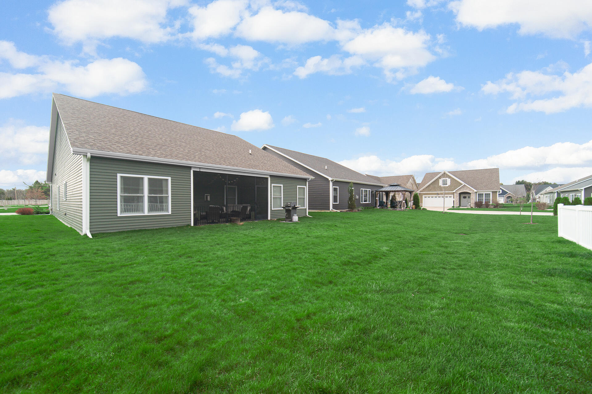 499 Cherrywood Lane