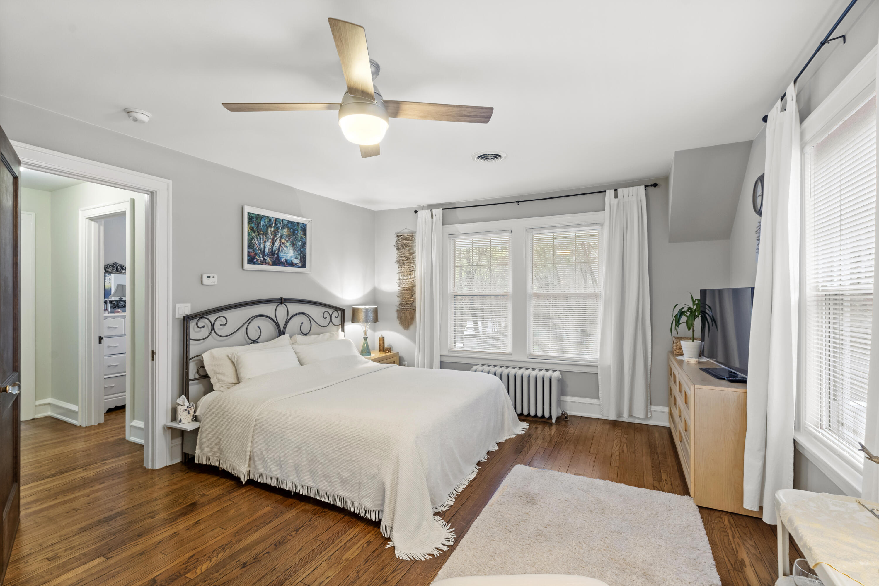 200 N Marquette Trail