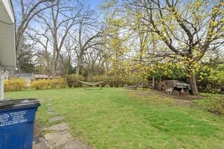 200 N Marquette Trail