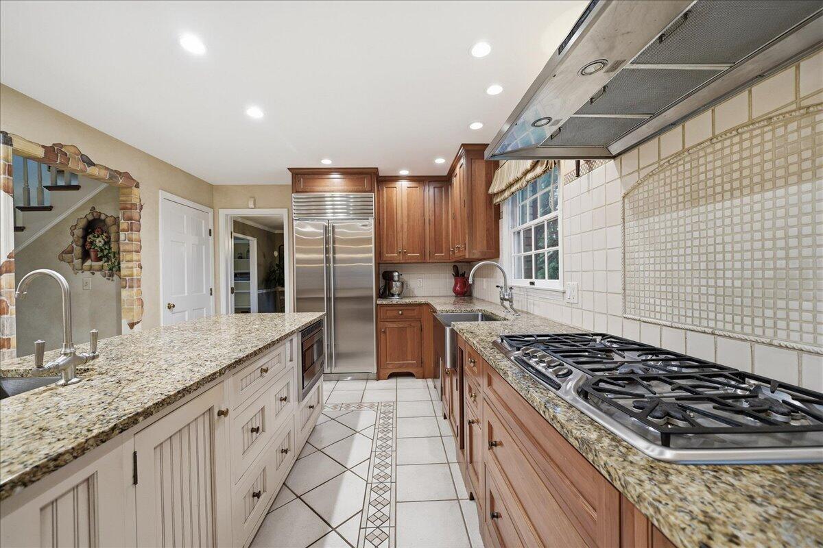 404 Westchester Lane