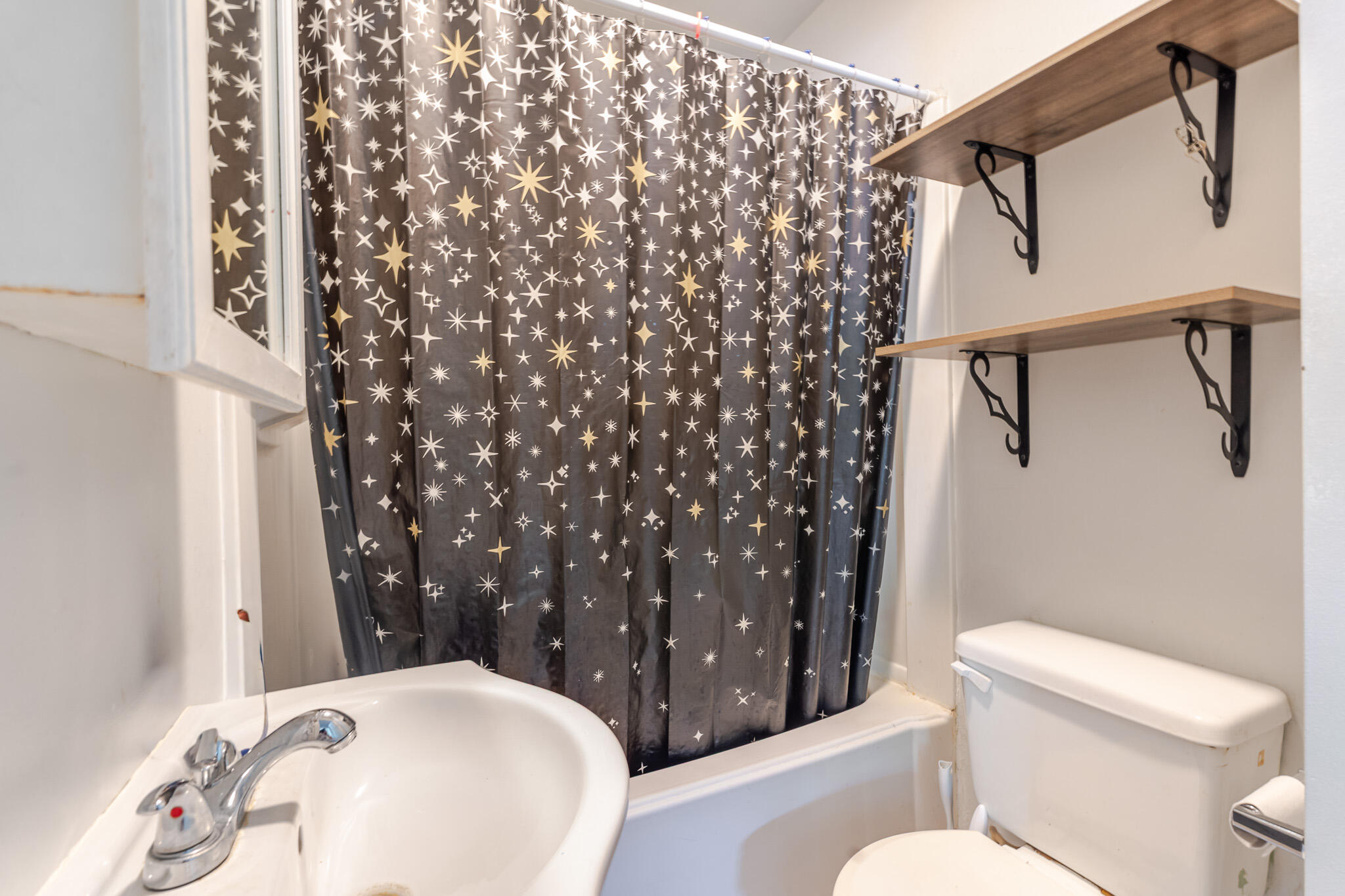 906 Park Street