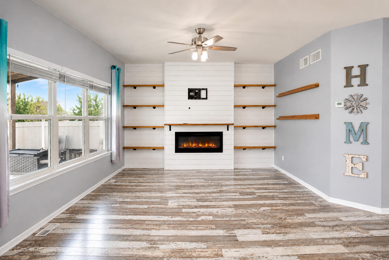 527 Chicory Lane