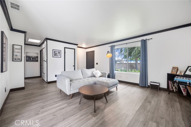 871 W 12th ST Unit: 1