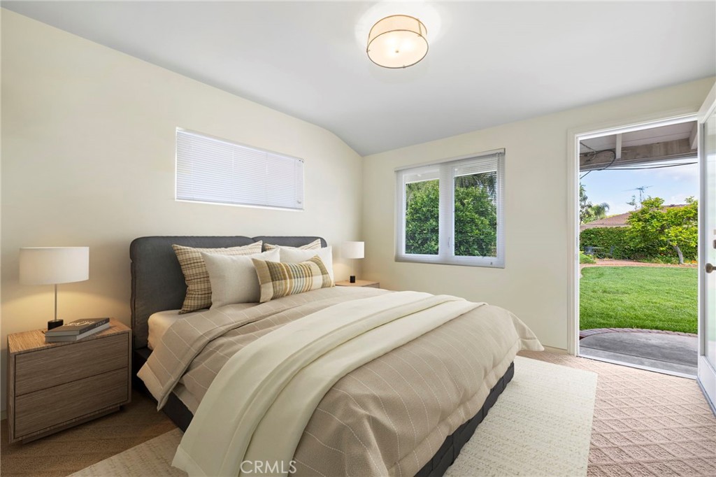 12351 Woodlawn Avenue