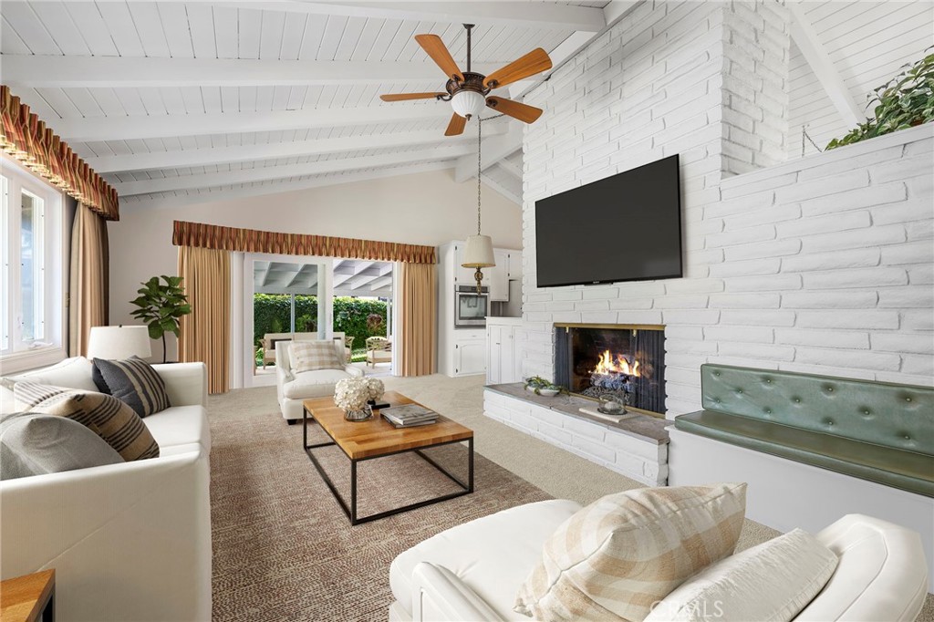 12351 Woodlawn Avenue