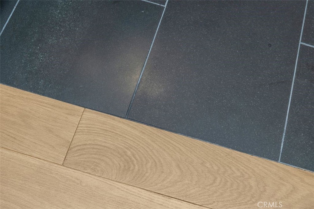 150 The Promenade N 202