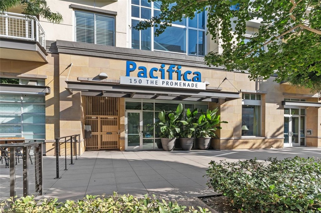 150 The Promenade N 202