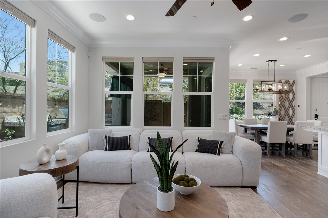 27 Garcilla Dr 