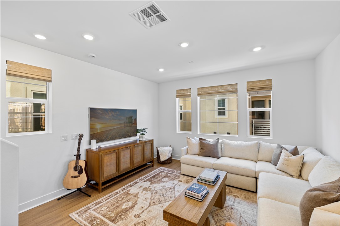 1281 Windmill Road