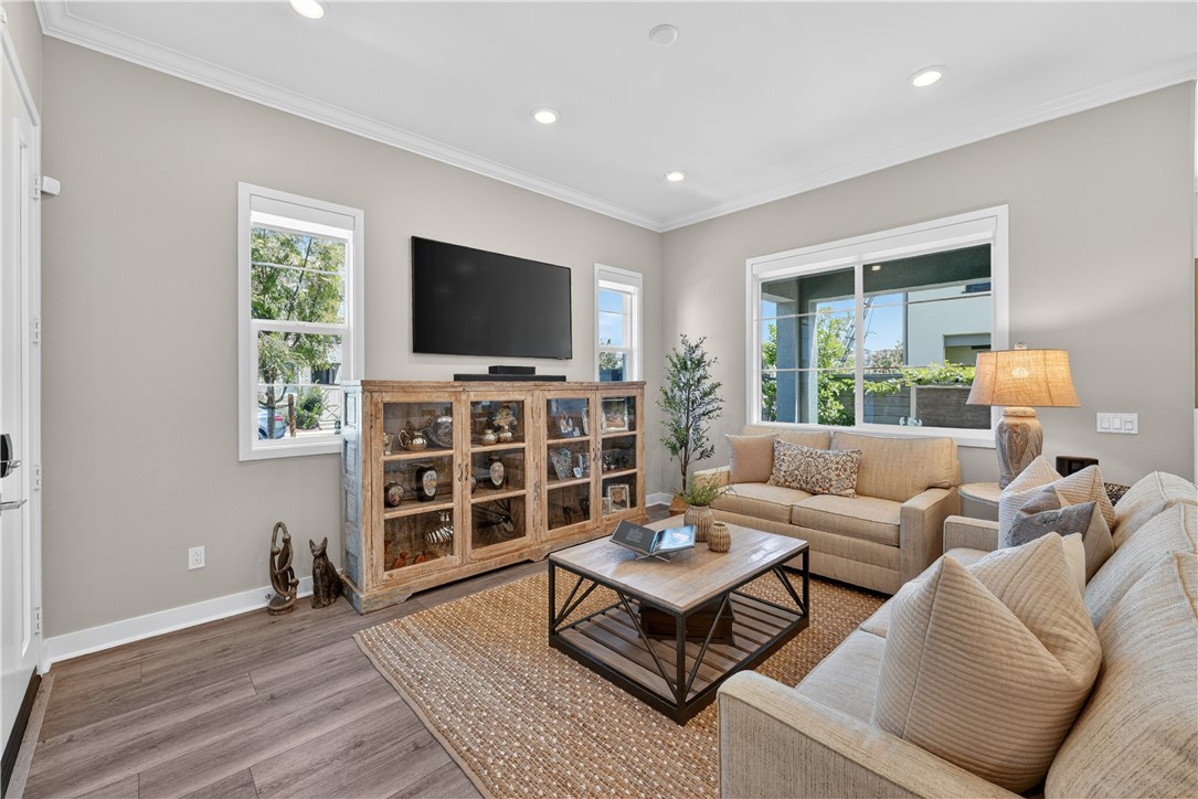 752 Sunrise Road