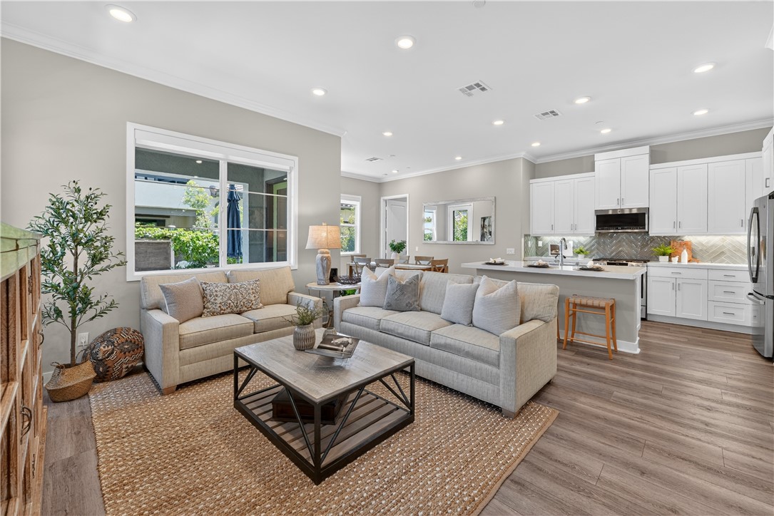 752 Sunrise Road