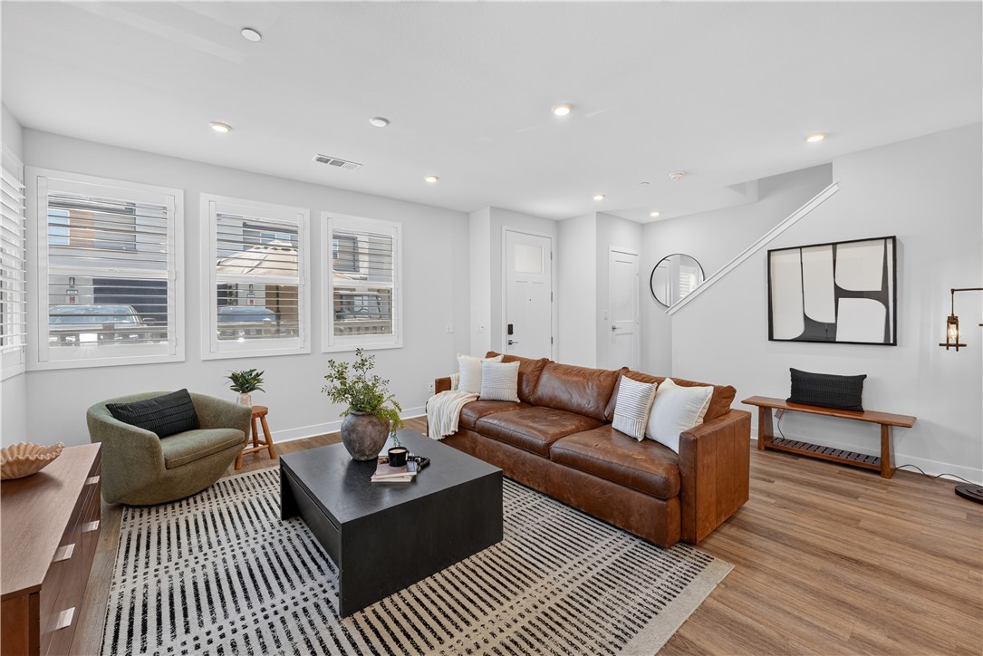 115 Sunstone Place