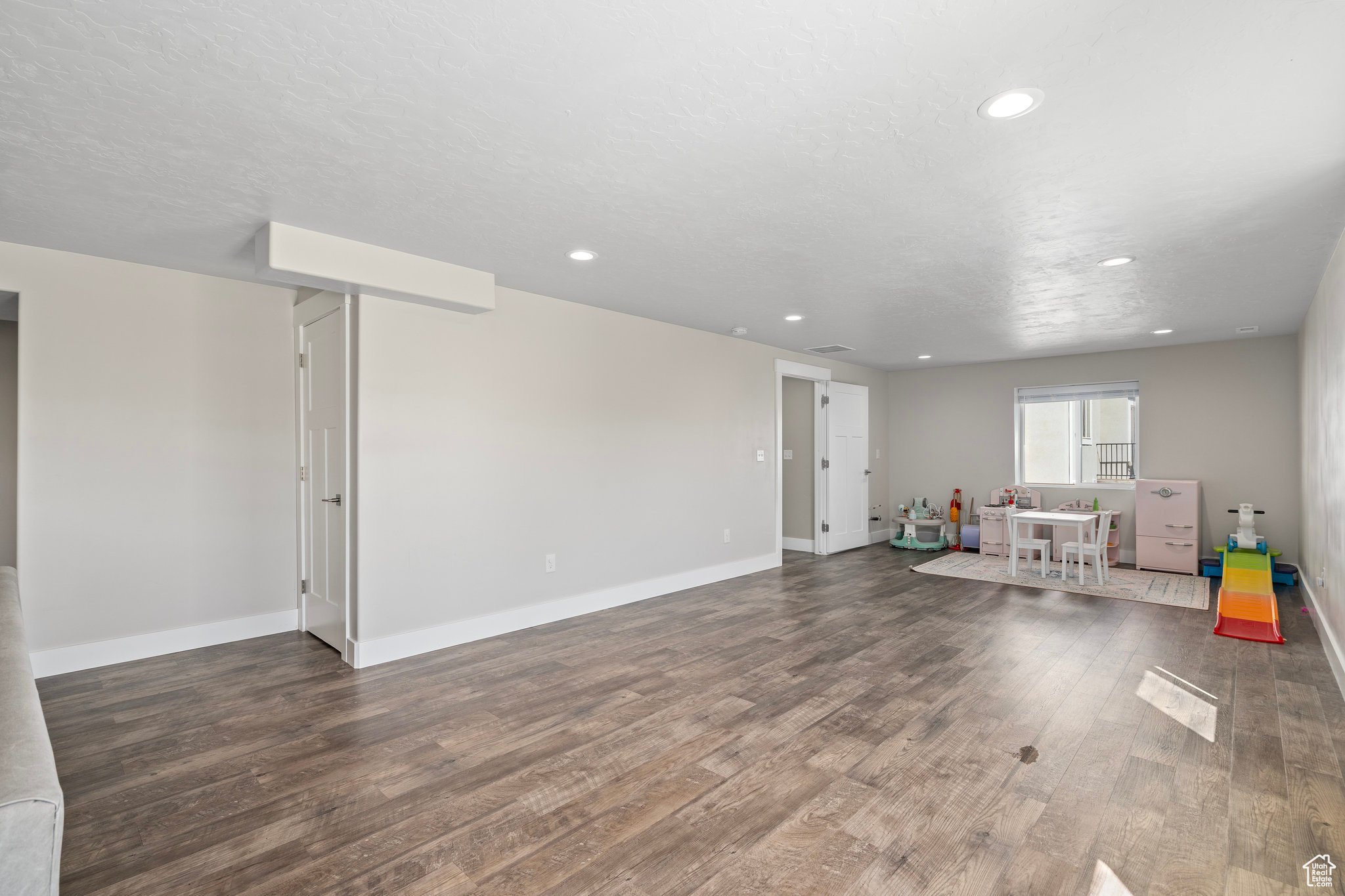 7118 N HOLLOW CREST CIR