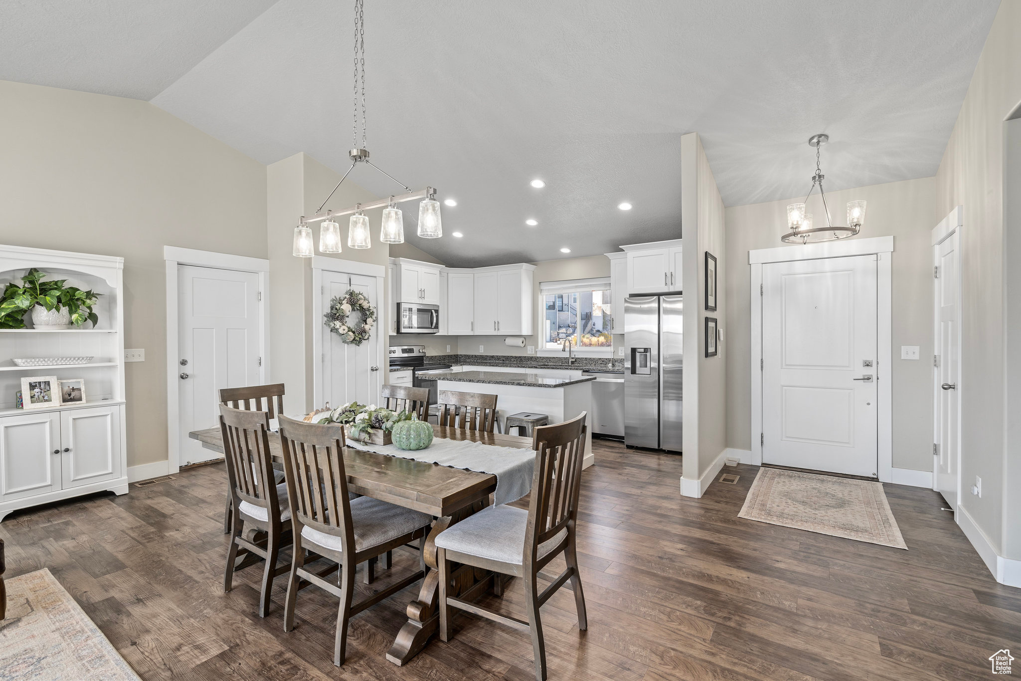 7118 N HOLLOW CREST CIR