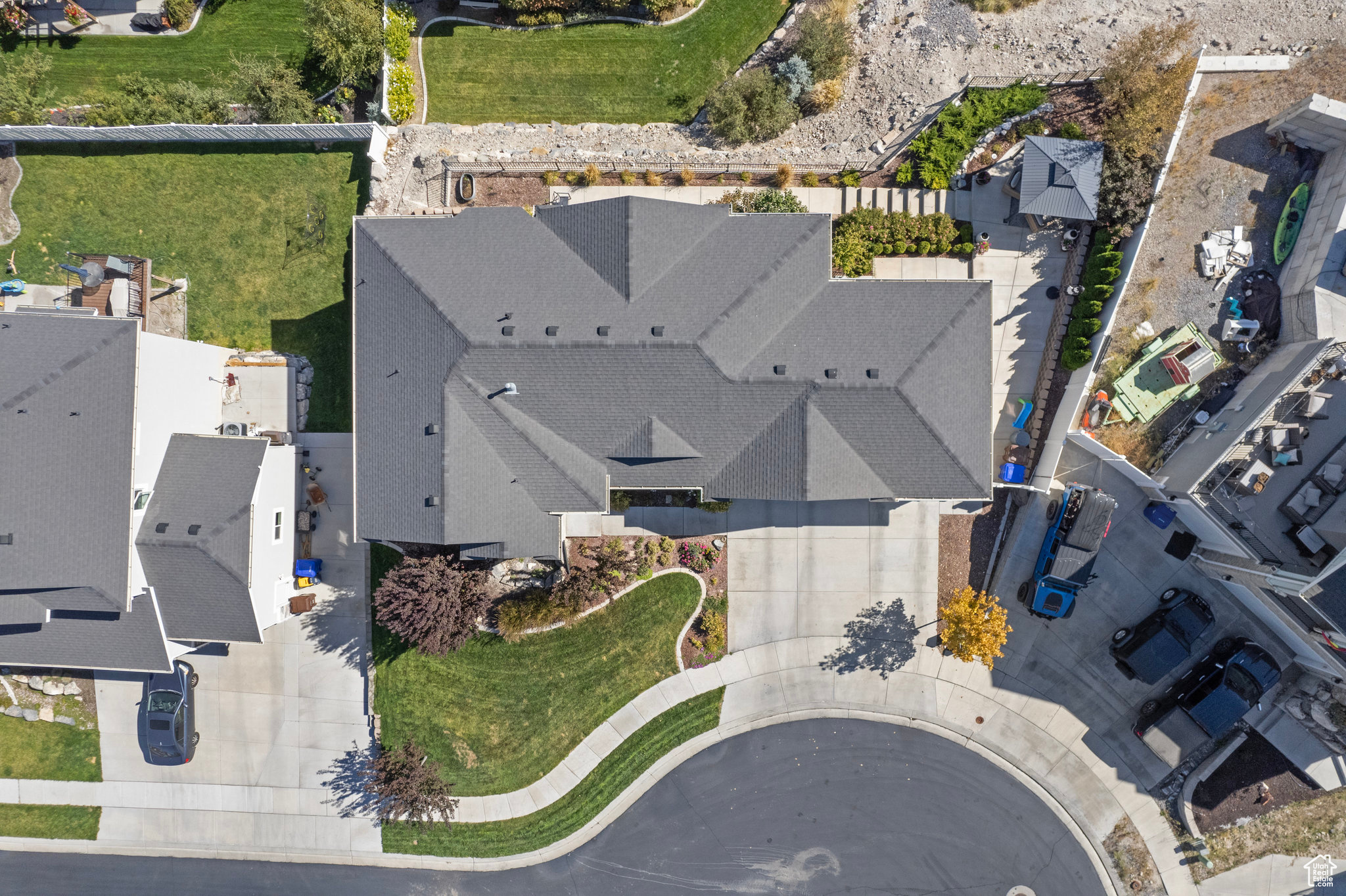 7118 N HOLLOW CREST CIR
