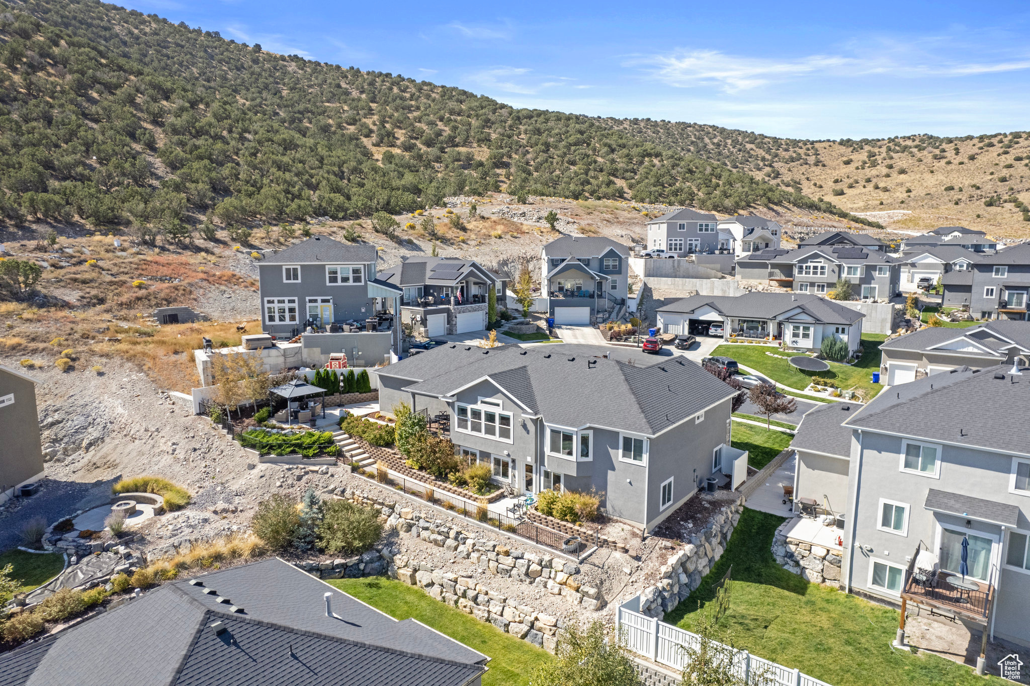 7118 N HOLLOW CREST CIR