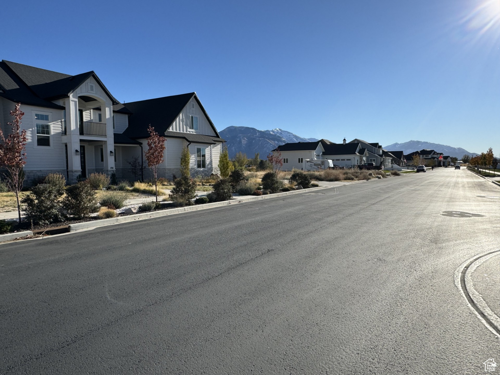 238 N SANTA FE DR Unit: 127