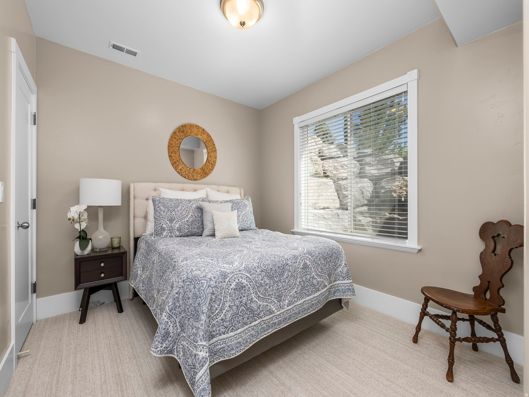 342 W MILLCREEK RD
