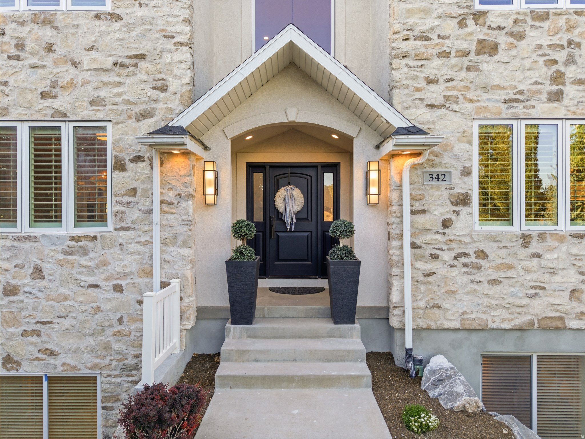 342 W MILLCREEK RD