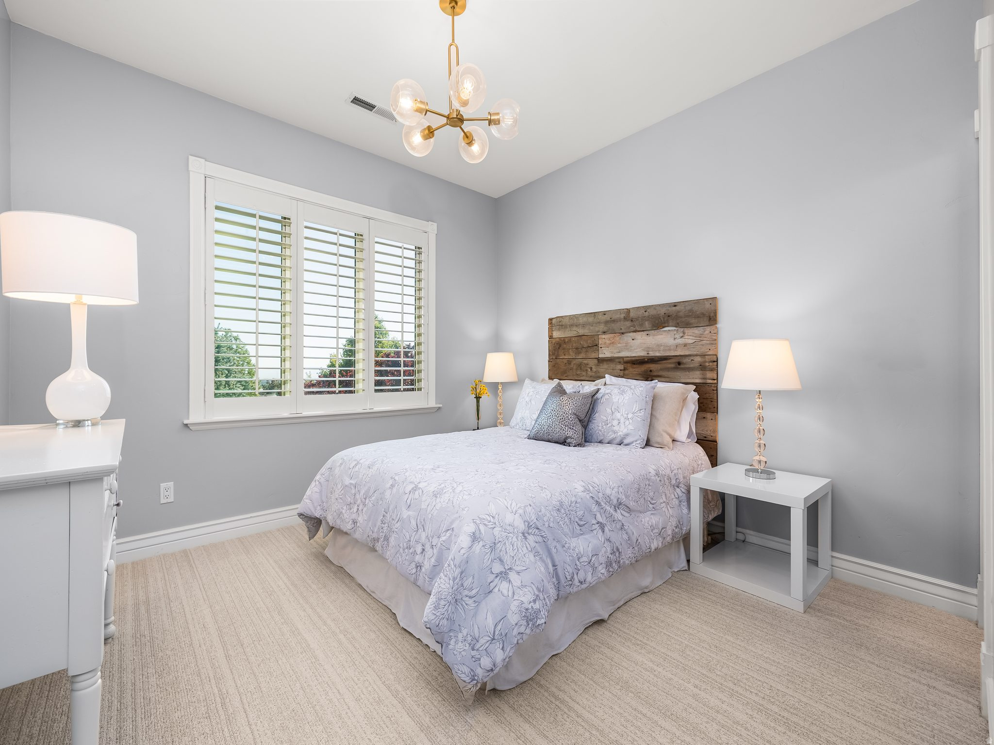 342 W MILLCREEK RD