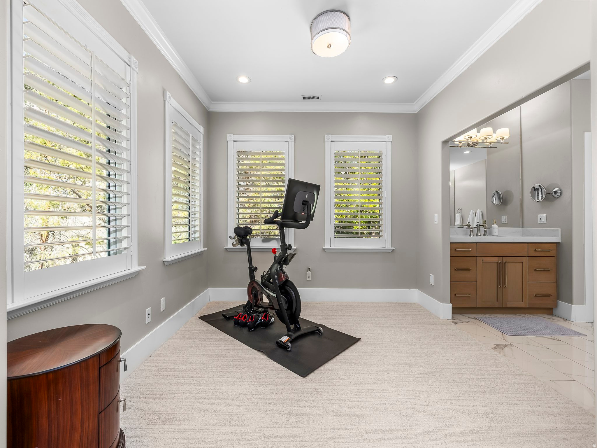 342 W MILLCREEK RD