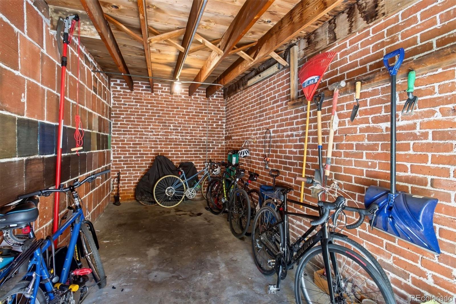 2533 E 11th Avenue Unit: 104