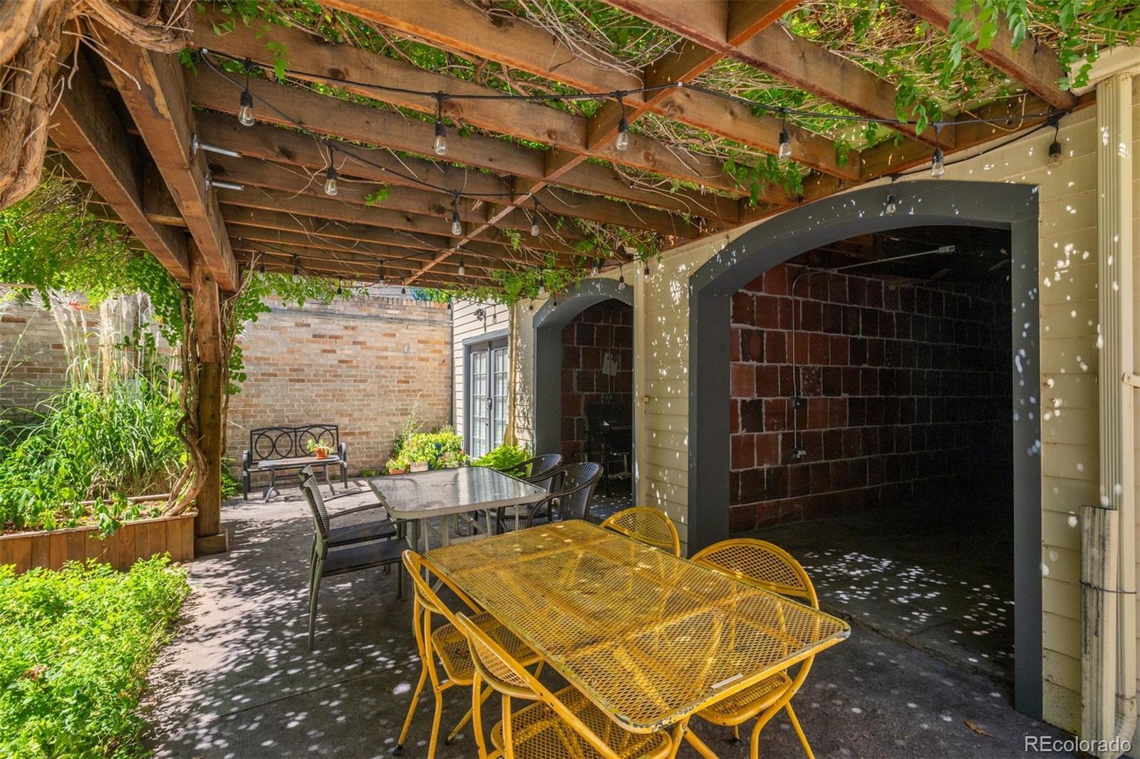 2533 E 11th Avenue Unit: 104