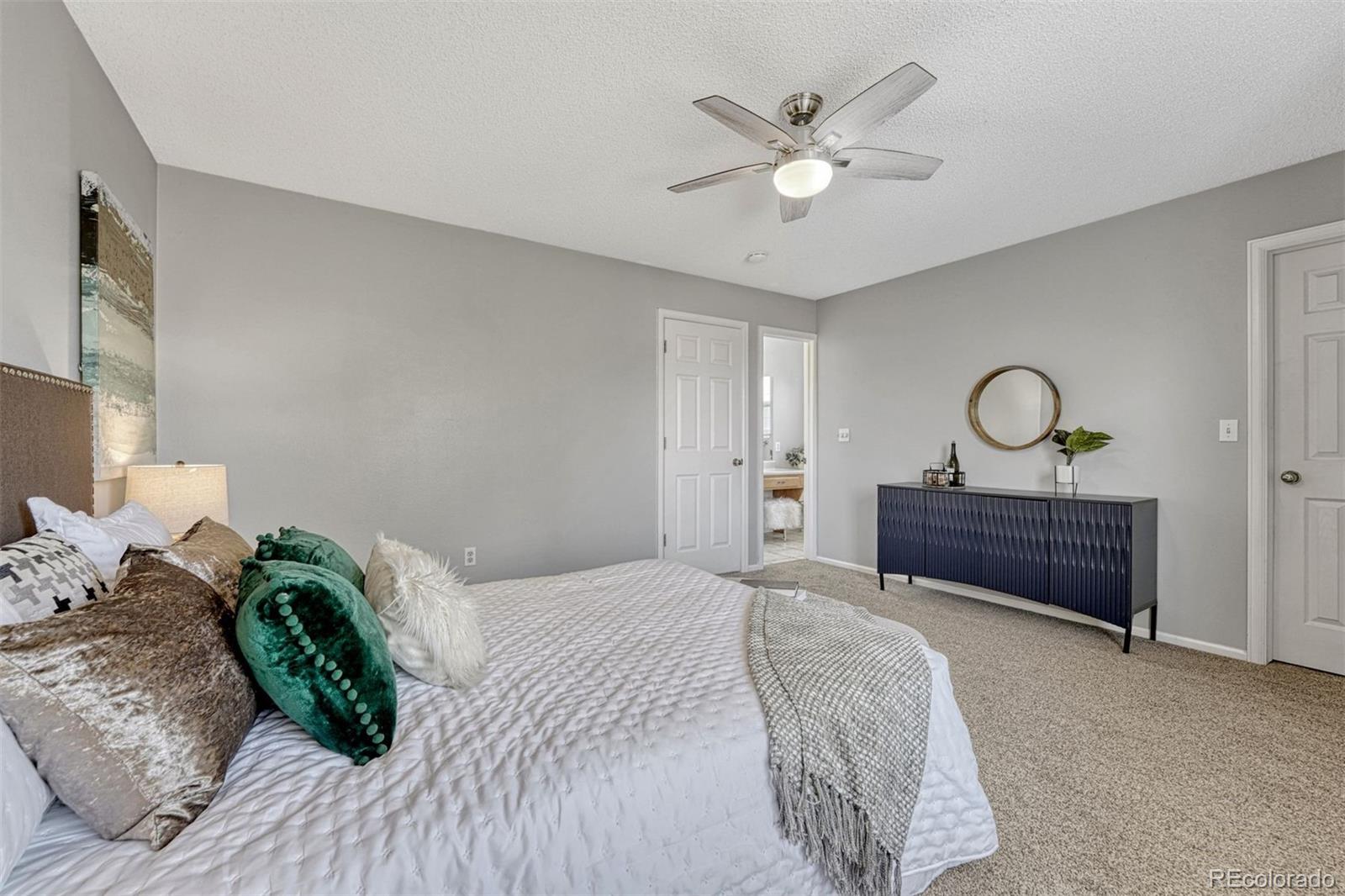 4927 Tarcoola Lane