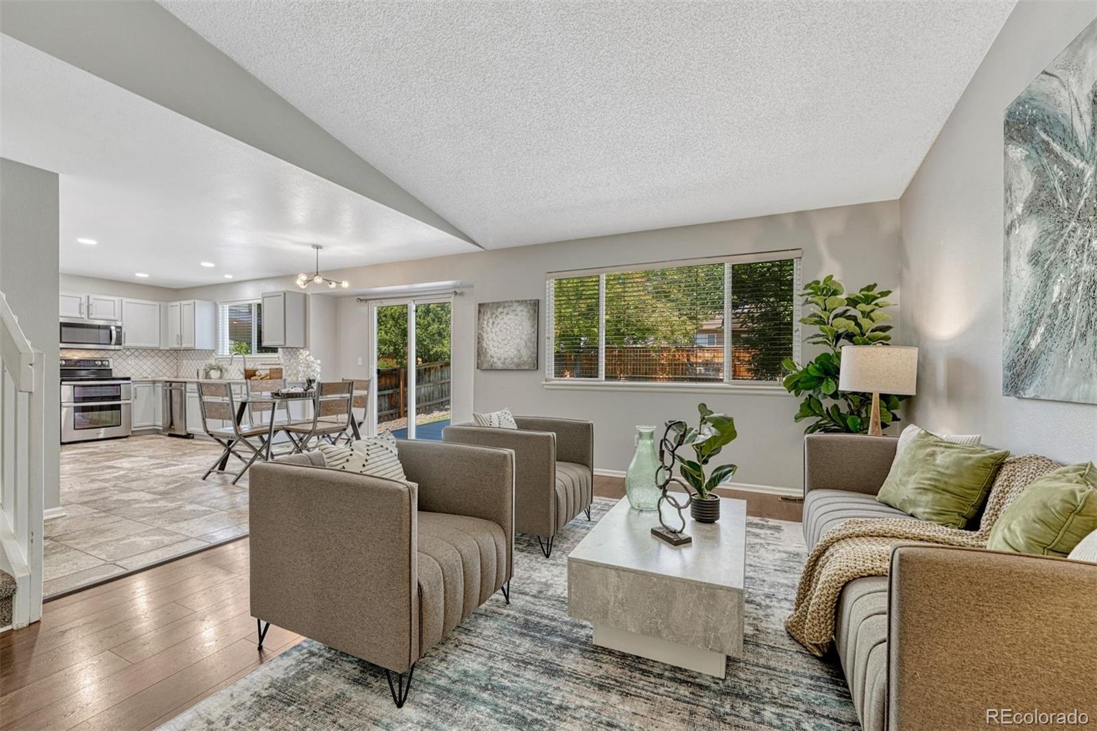 4927 Tarcoola Lane