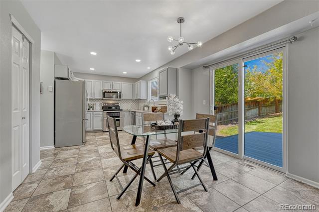 4927 Tarcoola Lane