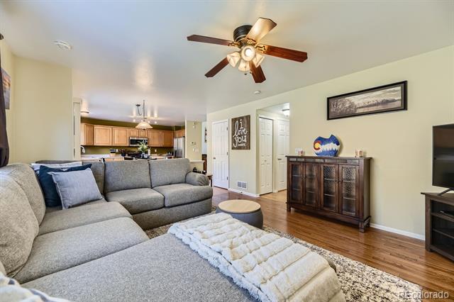 10065 Cairns Court
