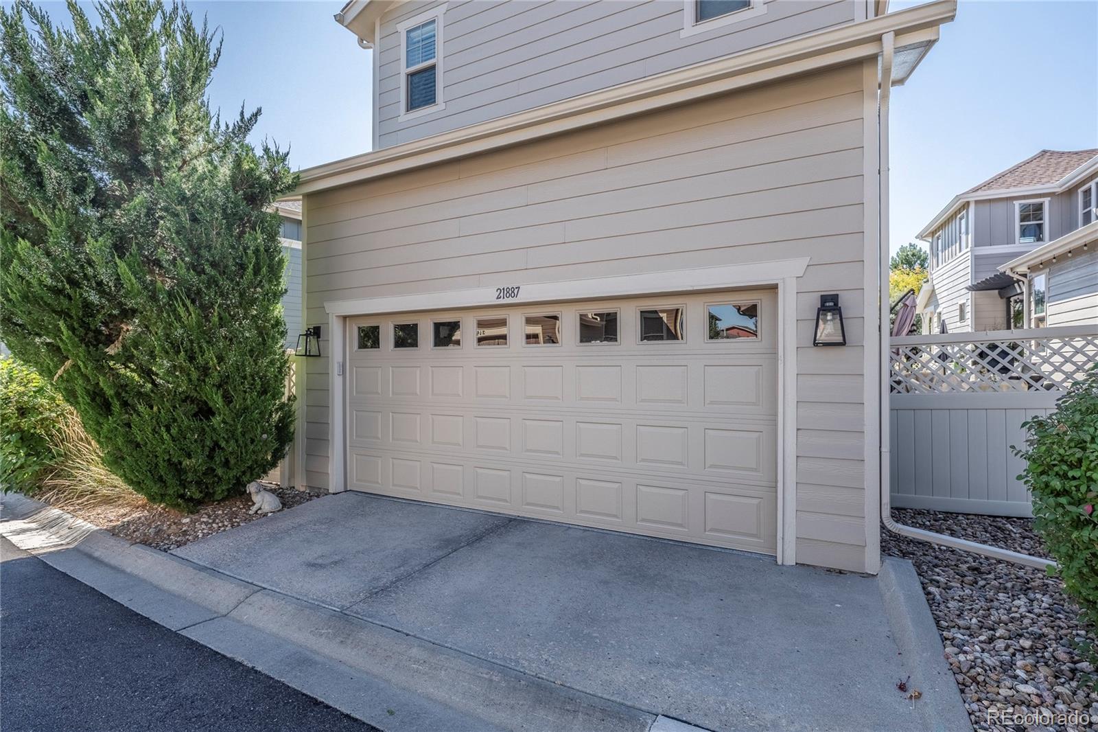 21887 E Tallkid Avenue