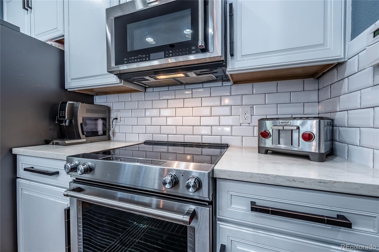 21887 E Tallkid Avenue