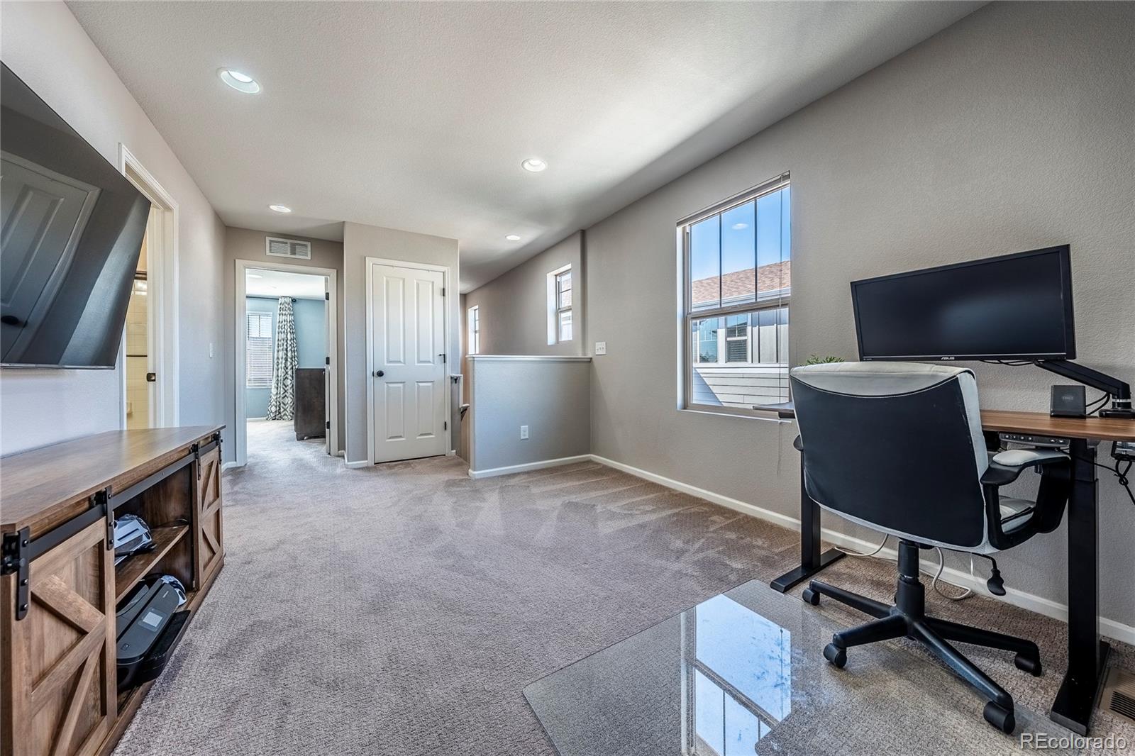 21887 E Tallkid Avenue