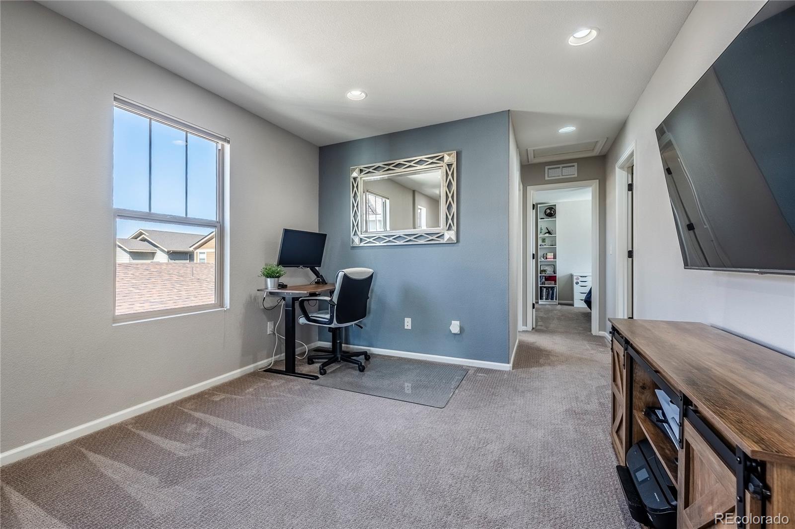 21887 E Tallkid Avenue