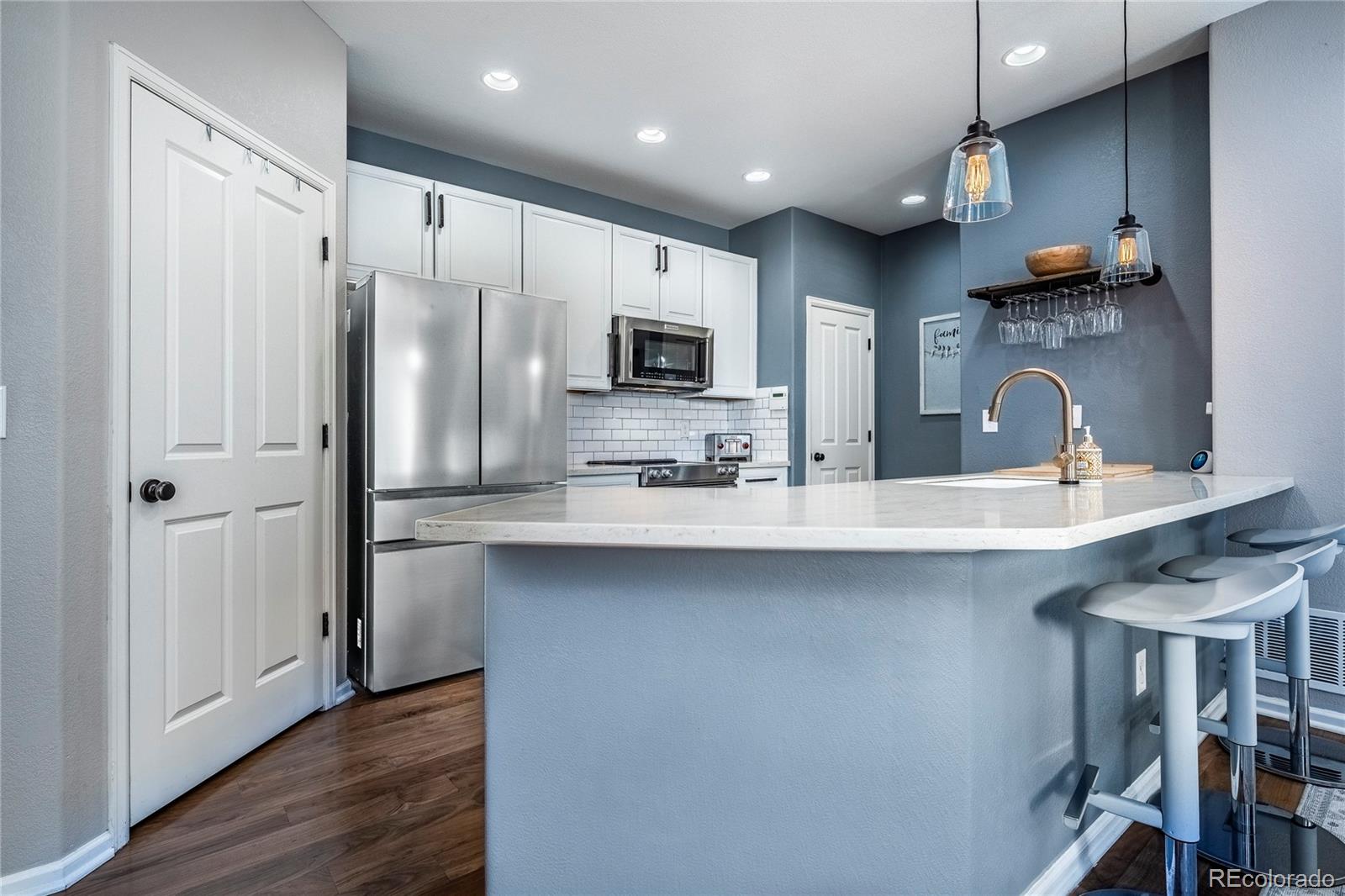 21887 E Tallkid Avenue