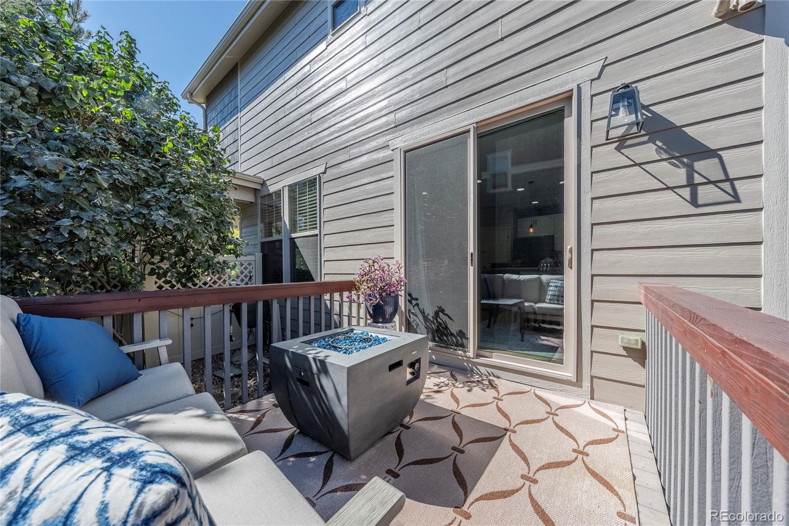 21887 E Tallkid Avenue