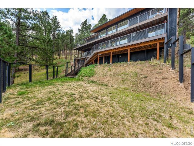228 Alpine Way