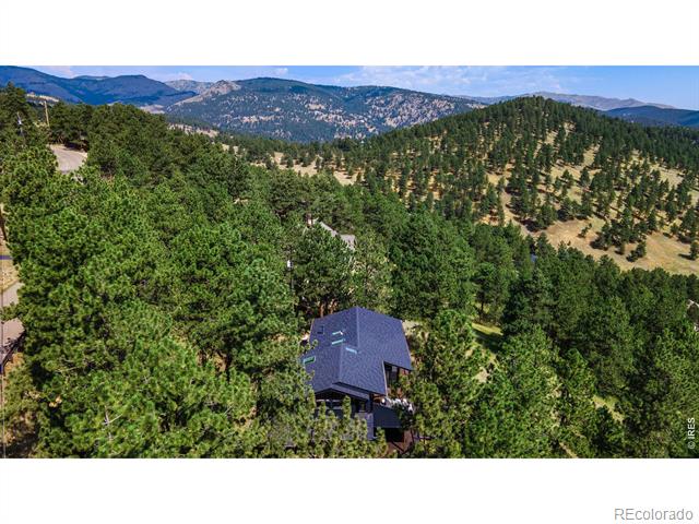 228 Alpine Way