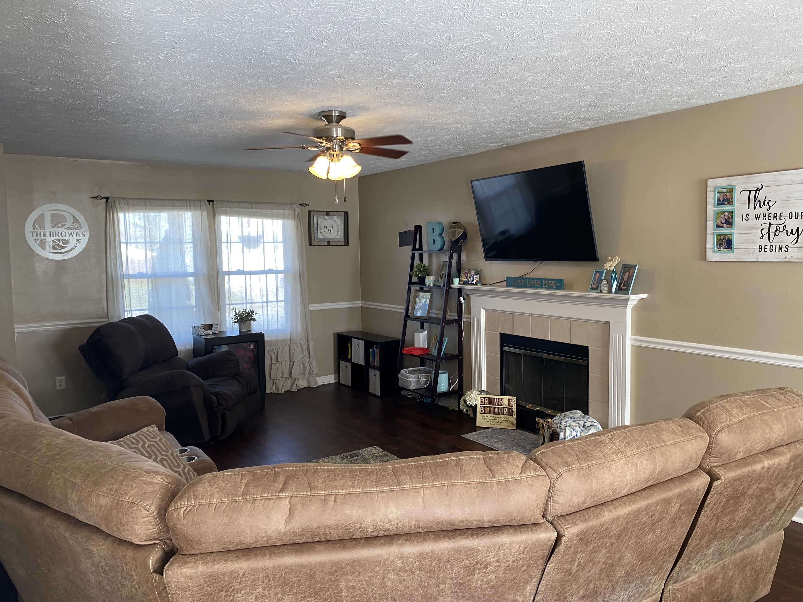 1091 Meadowview Court