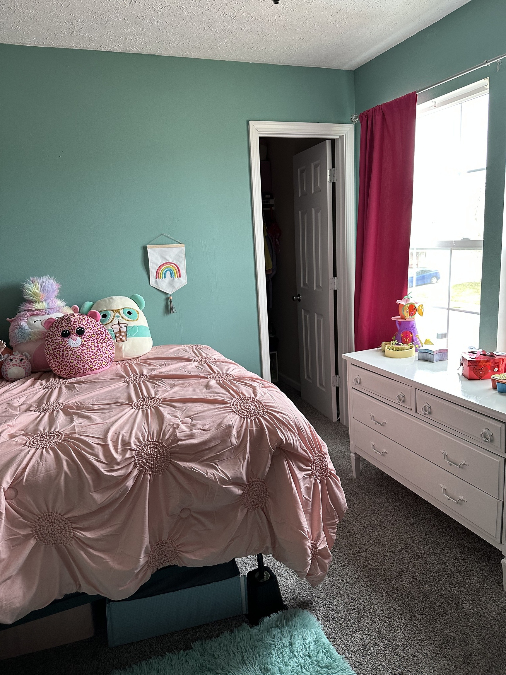 1091 Meadowview Court