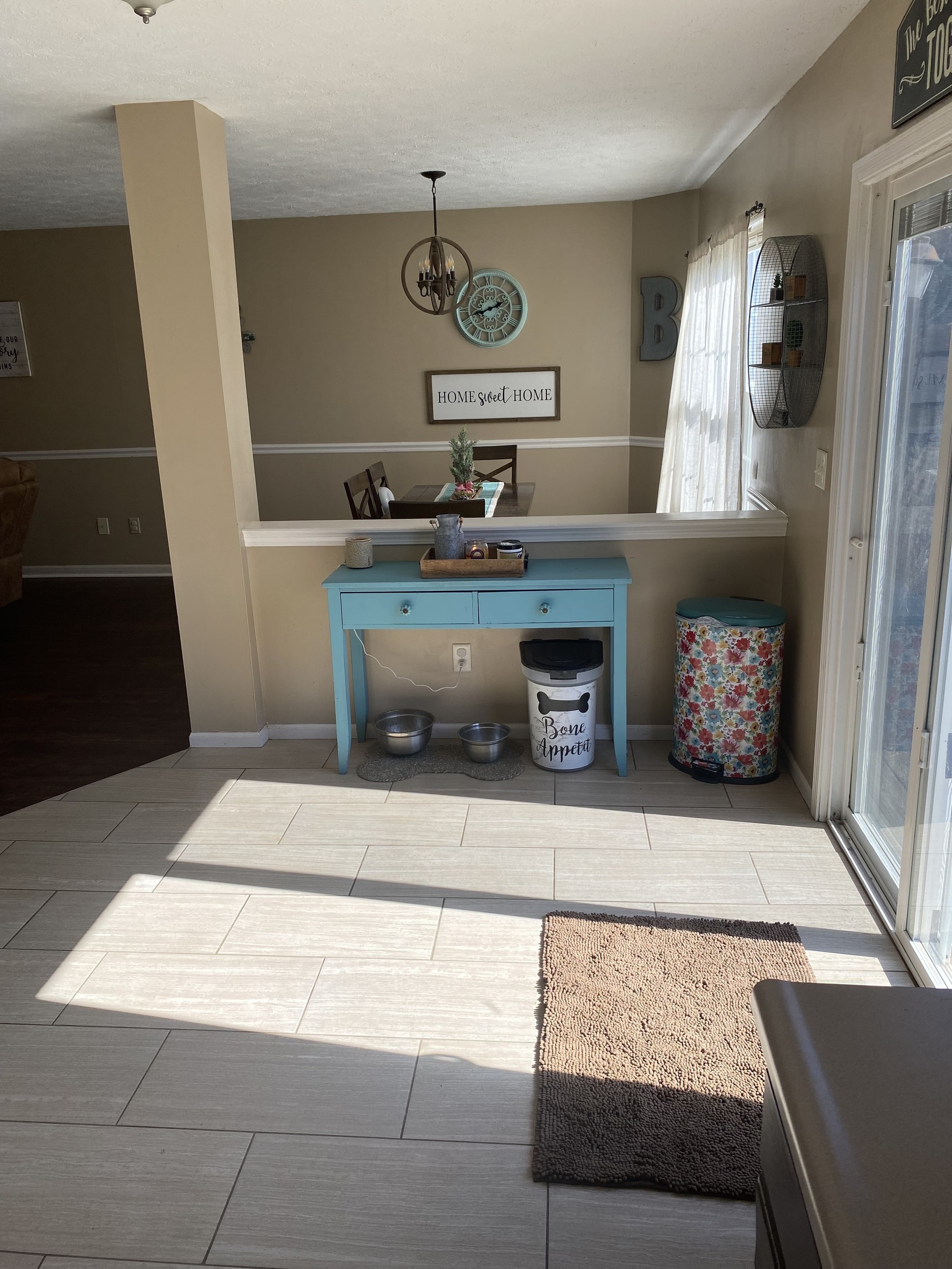 1091 Meadowview Court