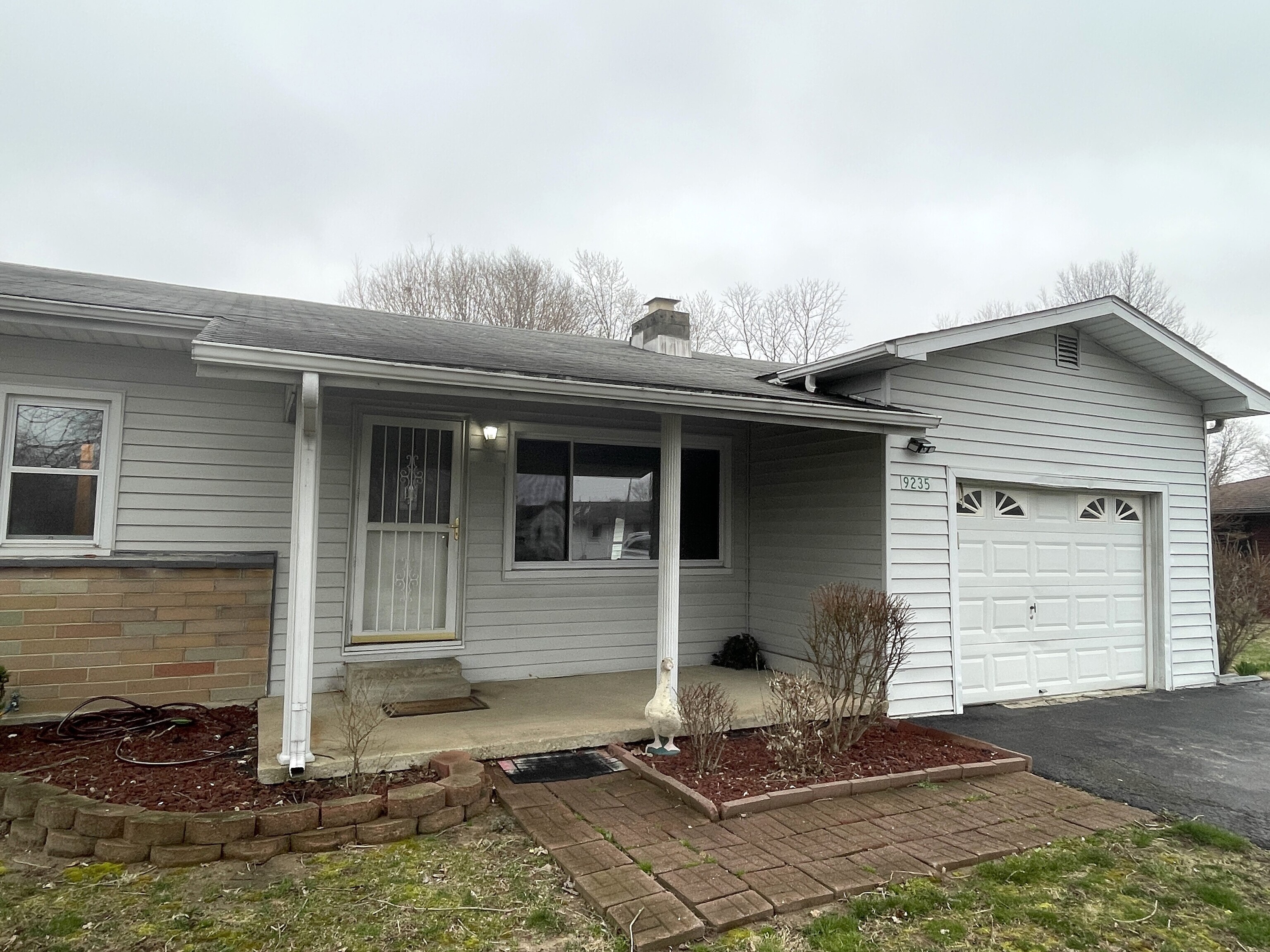 9235 N Friendship Drive