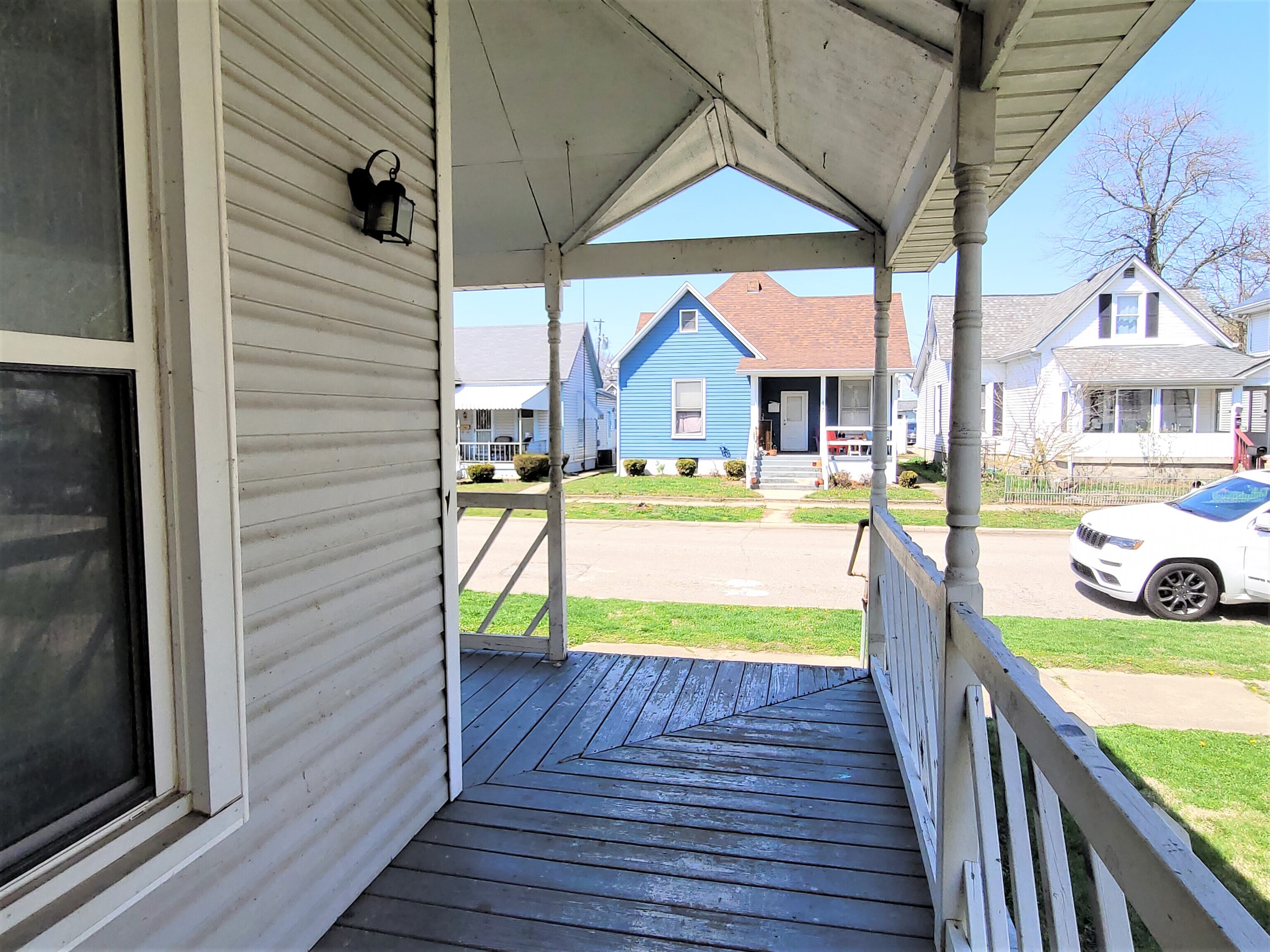 465 W Franklin Street