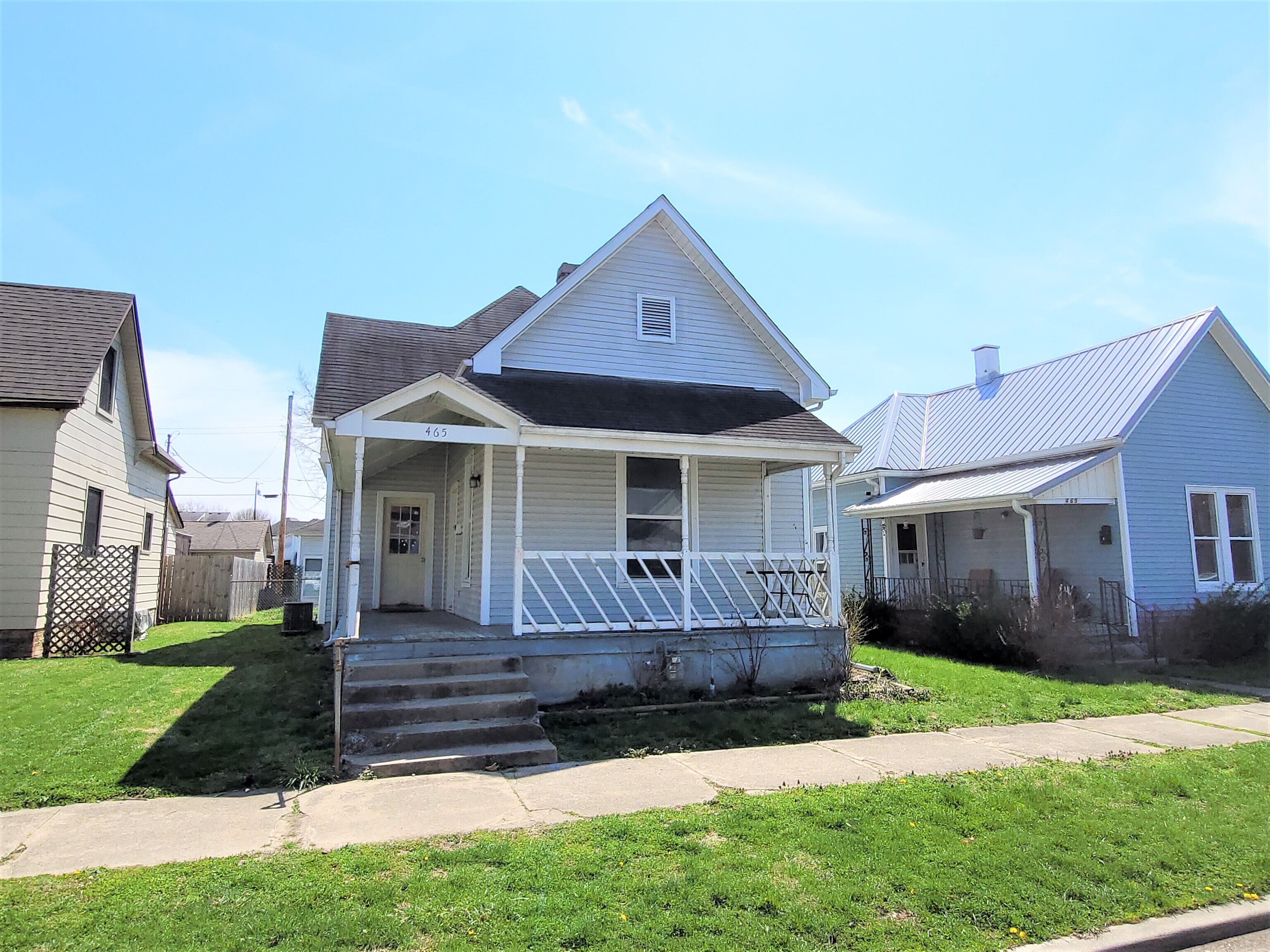 465 W Franklin Street