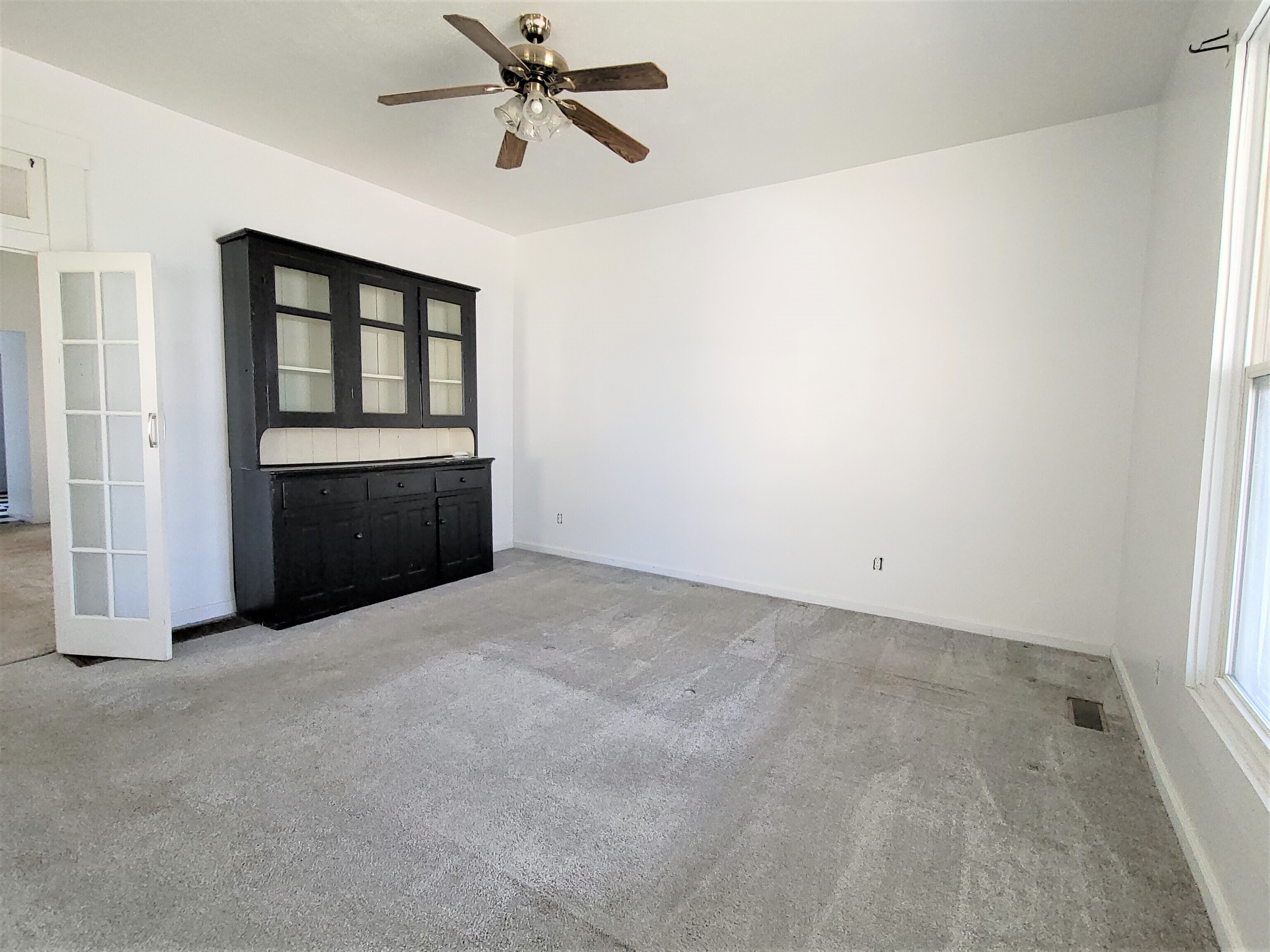 465 W Franklin Street