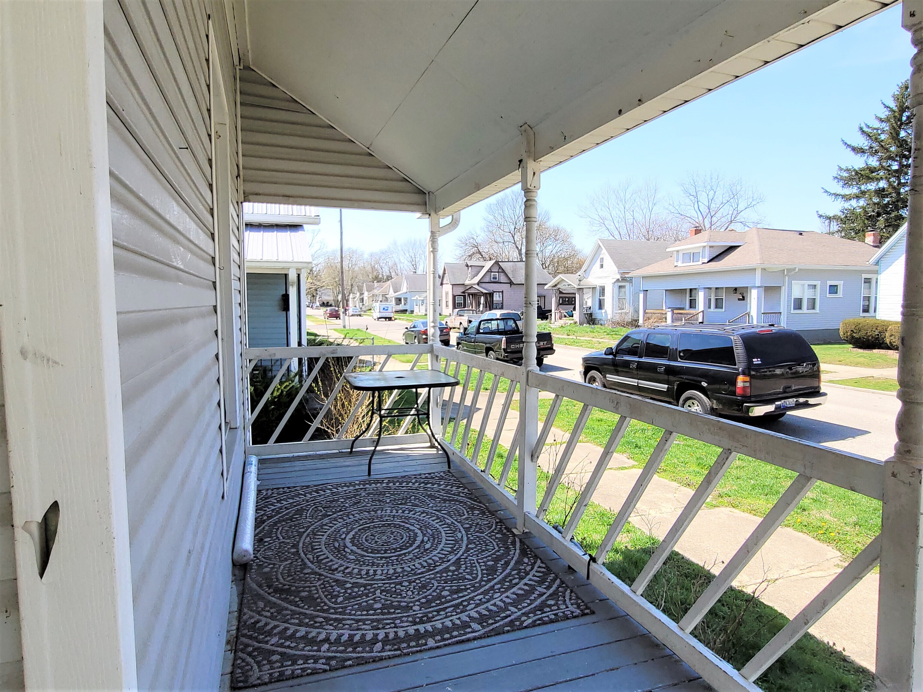 465 W Franklin Street