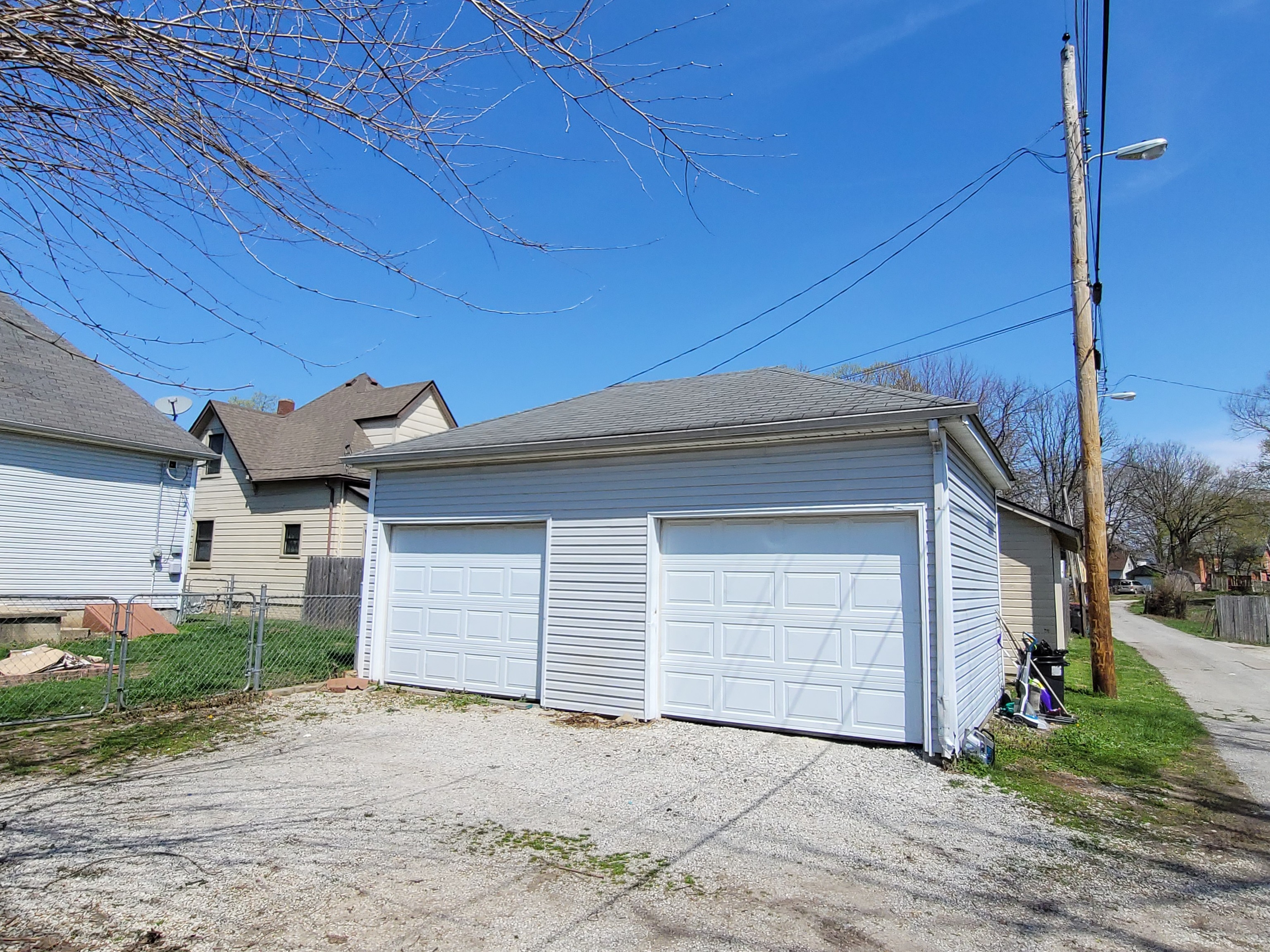 465 W Franklin Street